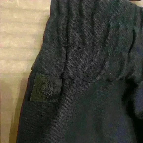 Lululemon Bowline Pant *Utilitech 30"
True Navy Mens Large Drawstring Pockets - Picture 7 of 8